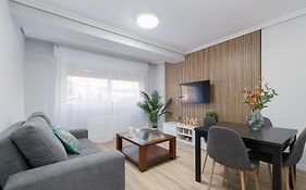 Estilo Y Comodidad Con Parking By Cabana Rentals